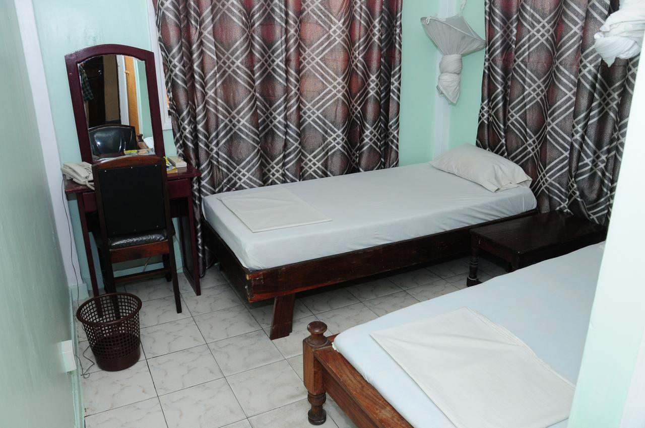 Safari Inn 达累斯萨拉姆 外观 照片